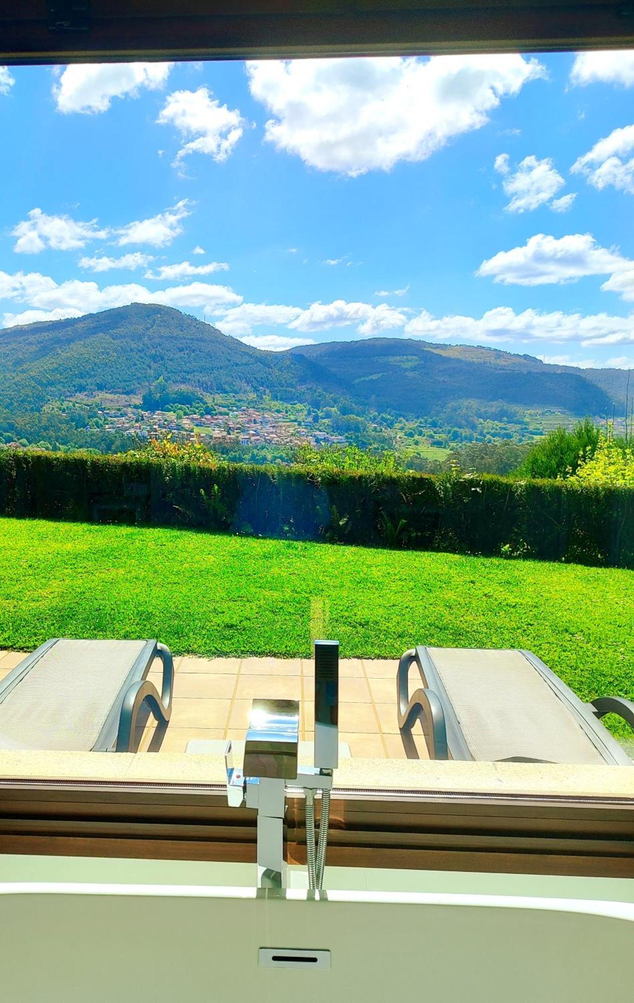 Casa Nueva En Vigo Rural Mos Con Jacuzzi Y Chimenea Para Escapada Romantica Pontevedra Exterior foto